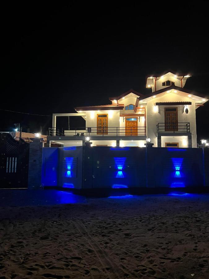 Sunset Chalet Mullaittivu 外观 照片