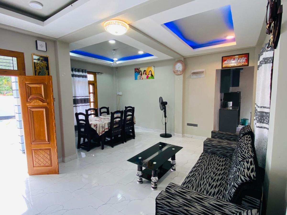Sunset Chalet Mullaittivu 外观 照片