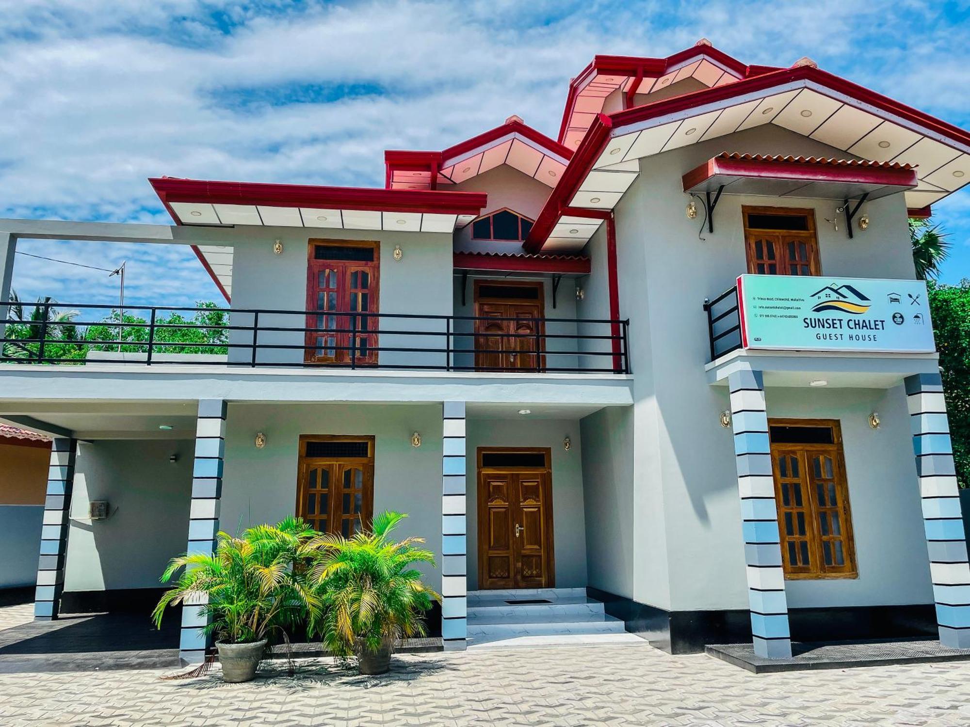 Sunset Chalet Mullaittivu 外观 照片